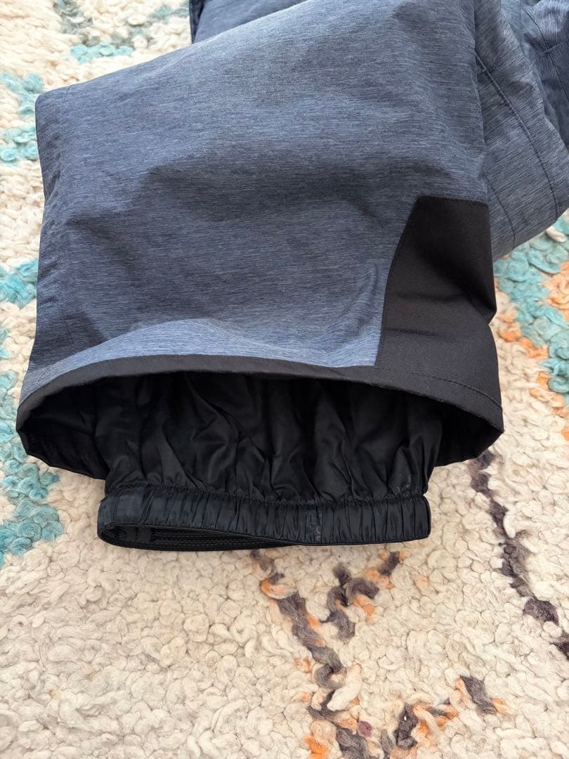 THE NORTH FACE ★キッズ　スノービブパンツ