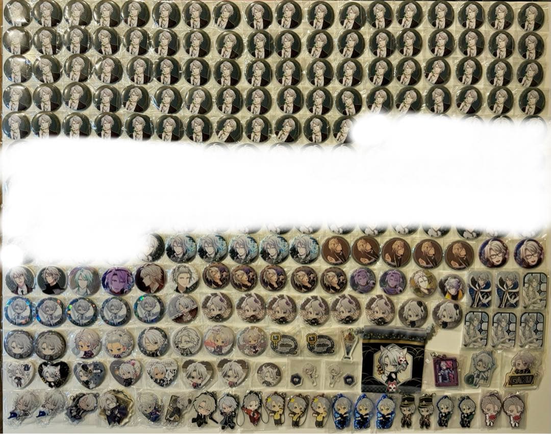 【画像3枚】【バラ売り可】 アイナナ 楽 缶バッジ アクスタ 等 まとめ