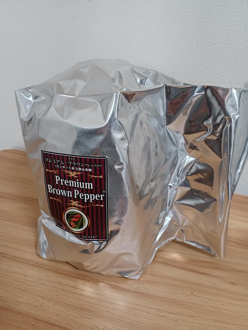 幻のカンポットペッパー！未開封2kg 業務用 完熟赤胡椒 GI認証