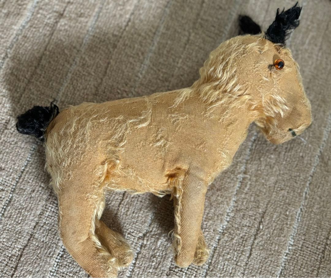 蚤の市　ビンテージ　犬のぬいぐるみ　アンティーク