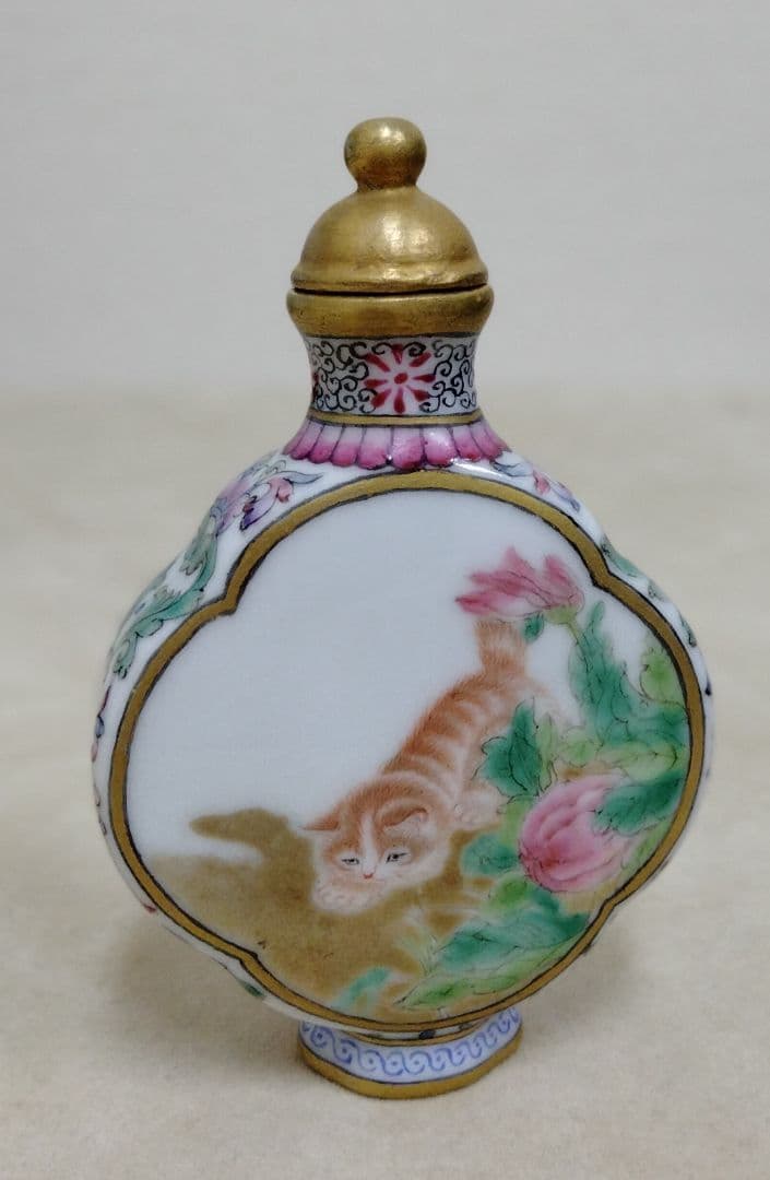 【最終お値引きです】美品　珍品　 古美術品　鼻煙壺 　骨董品 　ガラス 中国物