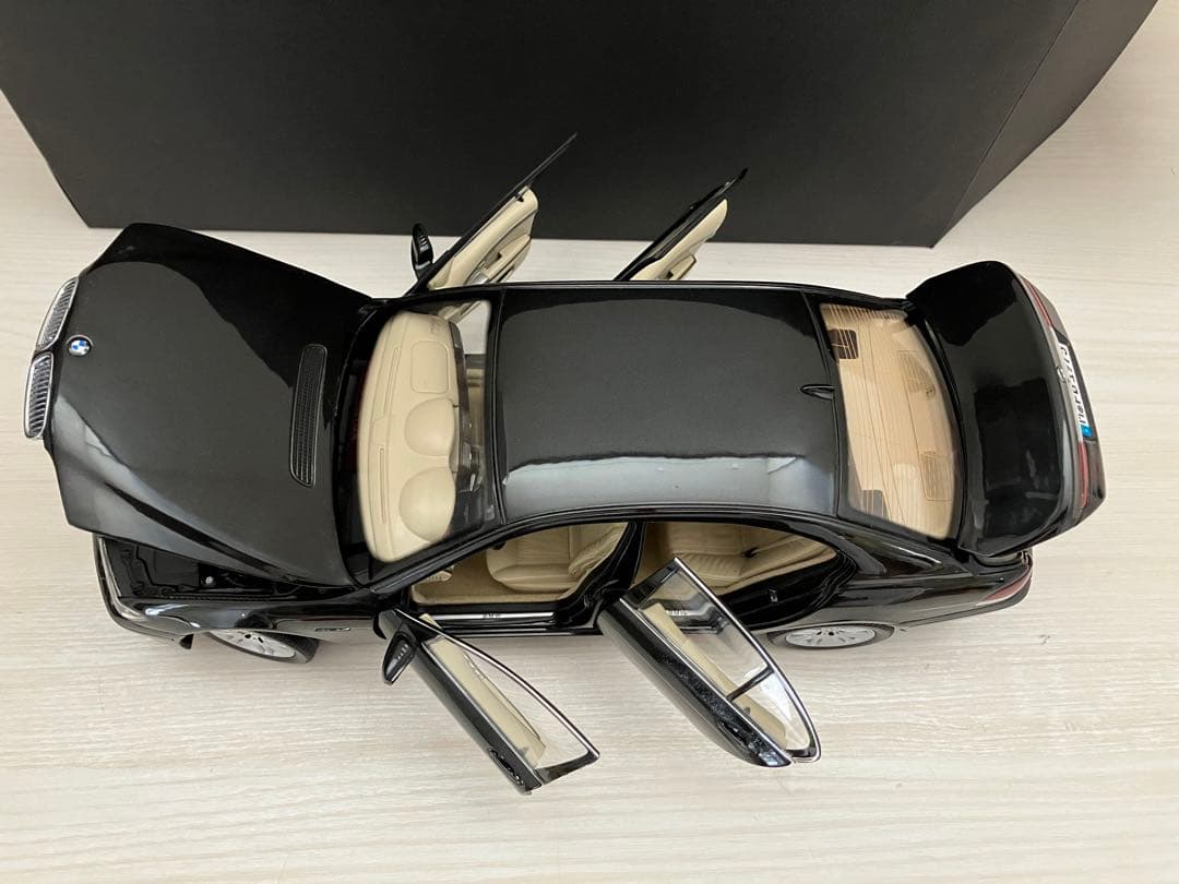 1/18 京商  7 Series 745i