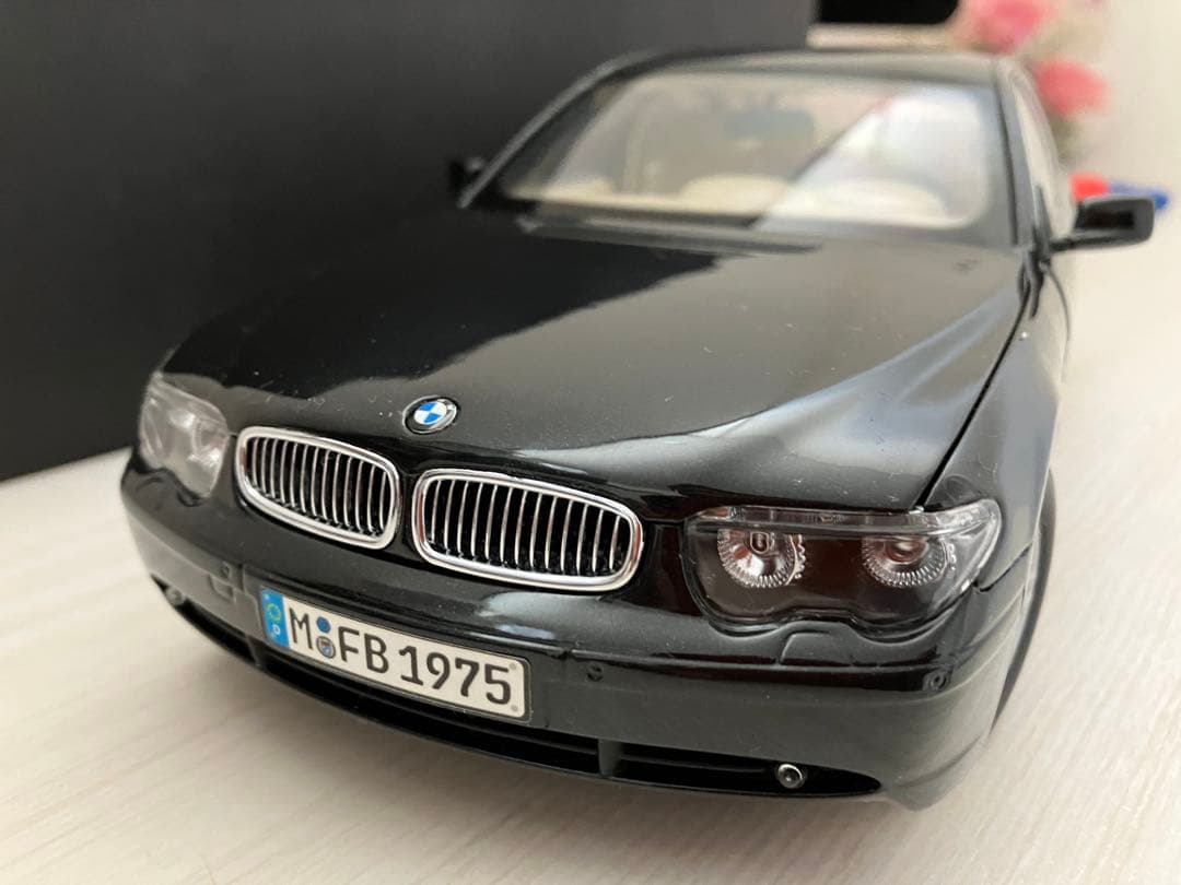 1/18 京商  7 Series 745i