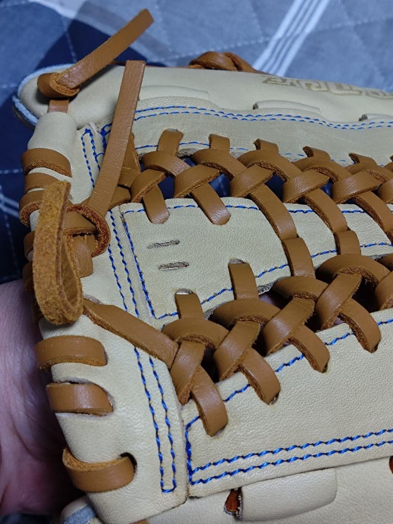 ぶ*ん様 ミズノオールラウンド　右投用軟式グローブ　スラッガーグラブ袋込