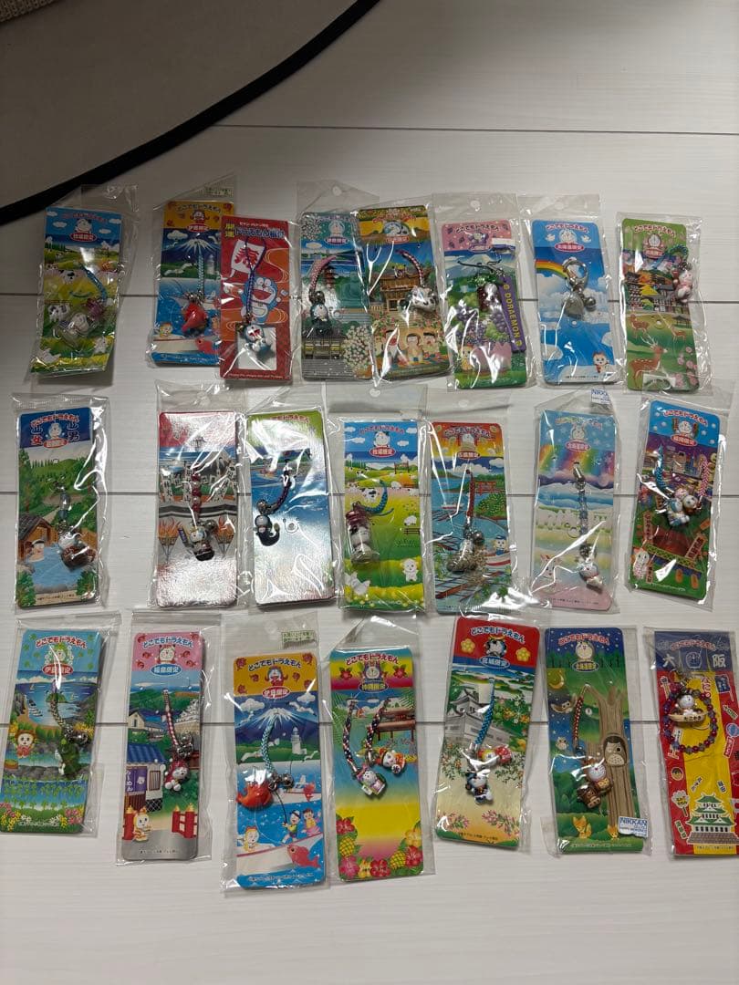 ドラえもん　ご当地　ストラップ　キーホルダー などまとめ売り
