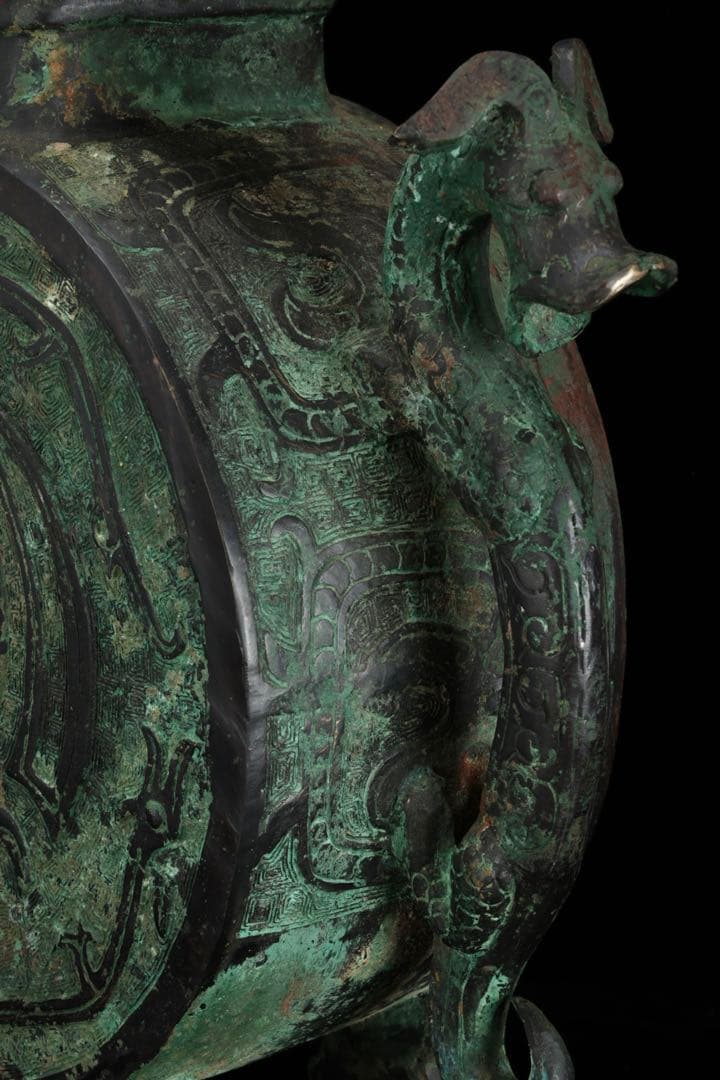 中国古玩 西周〜春秋時代 青銅水器 龍紋鷲蓋青銅器 共箱 古美術 骨董品 唐物