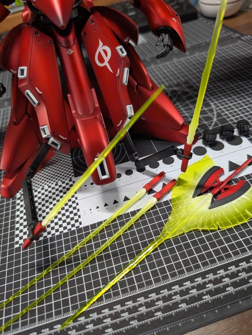 HGナイチンゲール　全塗装完成品　マッドキャンディ塗装