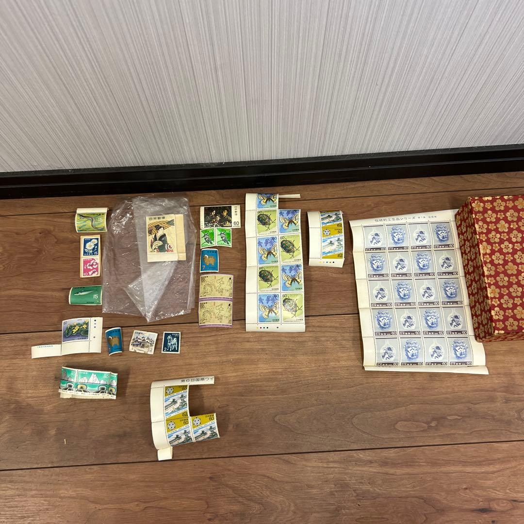 切手コレクション 多種多様なデザイン