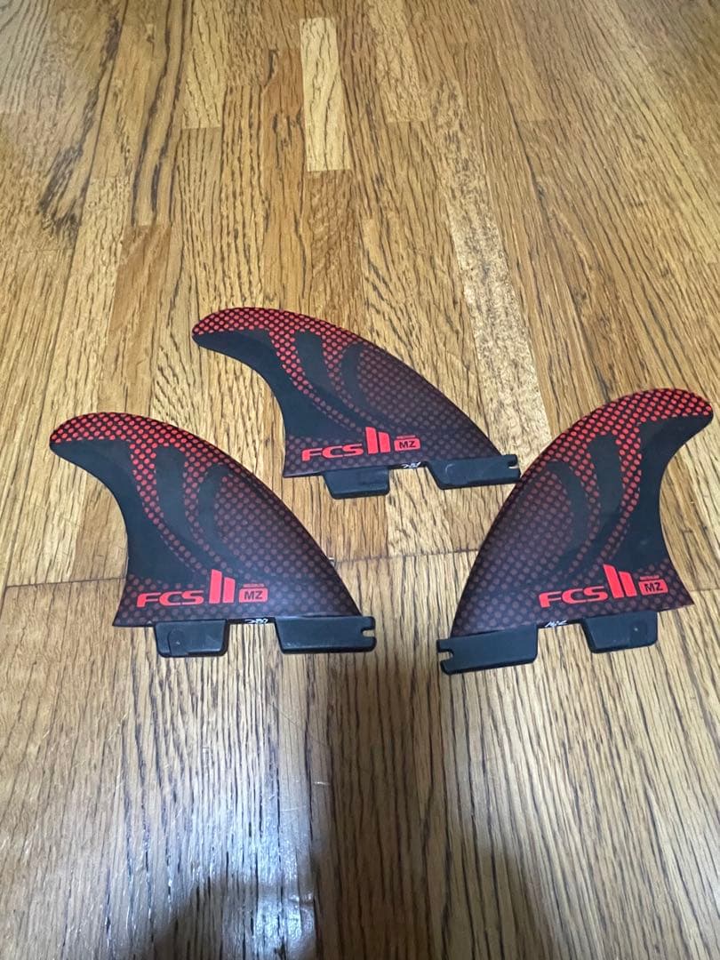 fcs2シャープアイフィン　Mサイズ