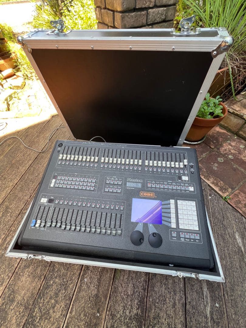 照明舞台機材Phantom 1024 ライティングコントローラー　※ジャンク品