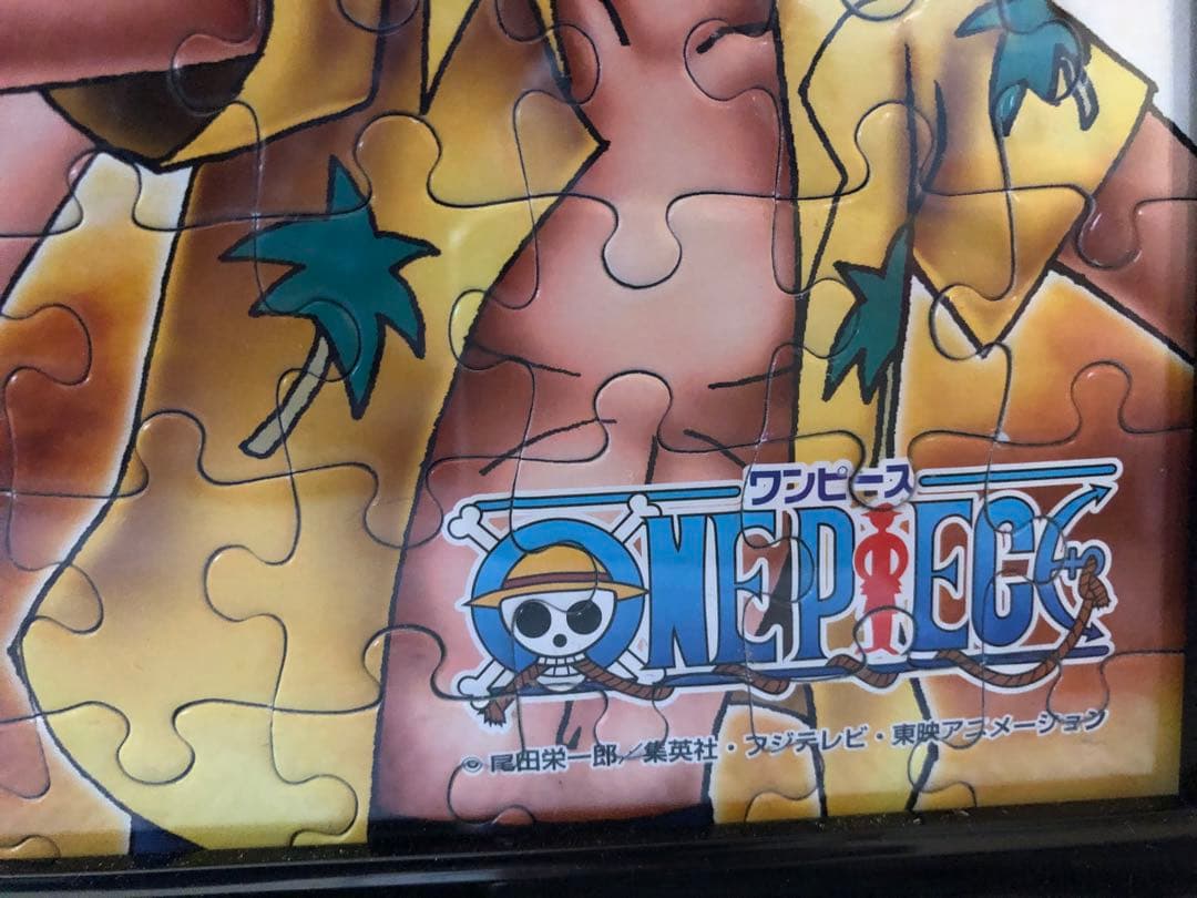 【美品】 ワンピース ルフィ ゾロ サボ シャンクス 壁掛け ジグソーパズル