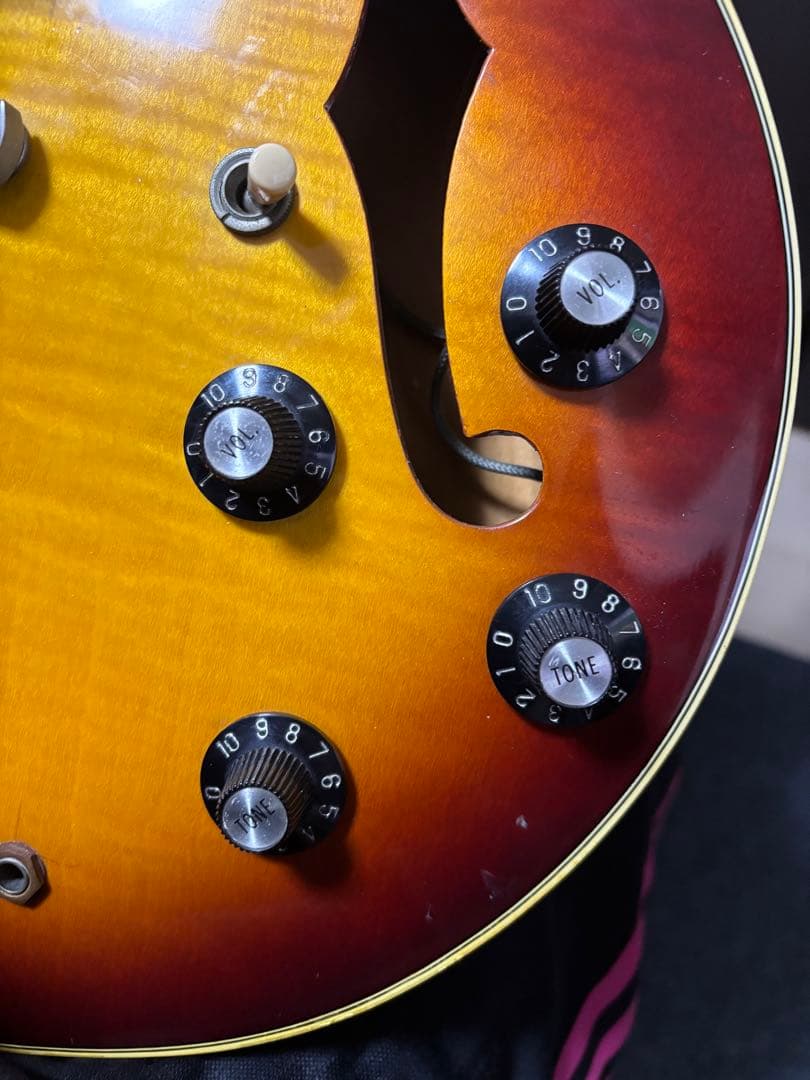 GRECO SA-700 セミアコ