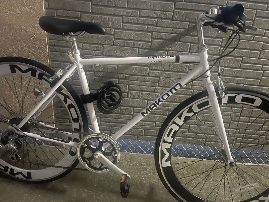 MAKOTO クロスバイク ホワイト 大径ホイール