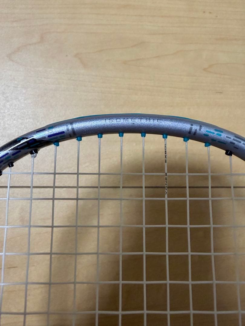 YONEX アストロクス88Dツアー 4UG5