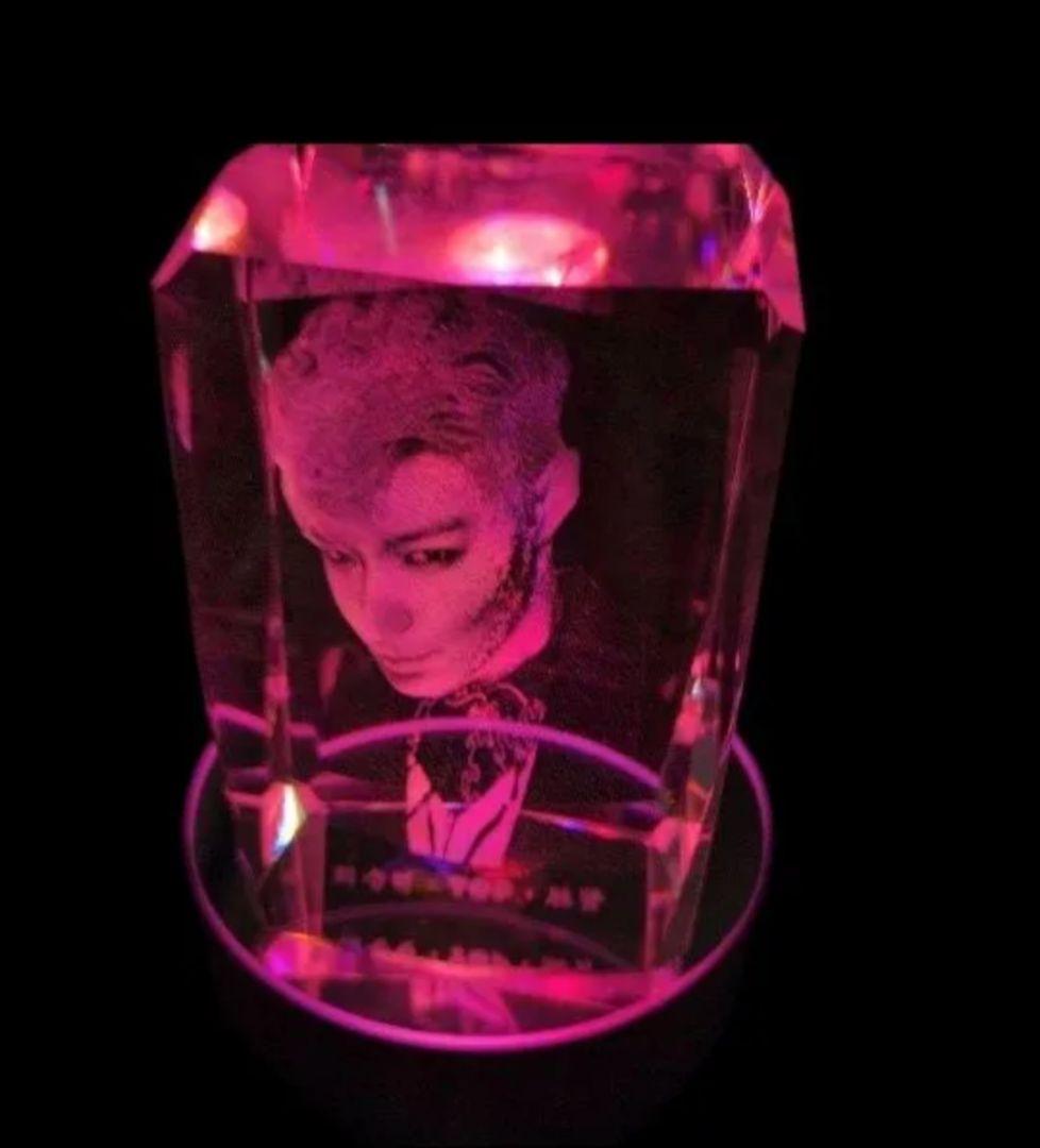超激レアBIGBANG　G-DRAGON T.O.Pセット　グッズ　LED　3D