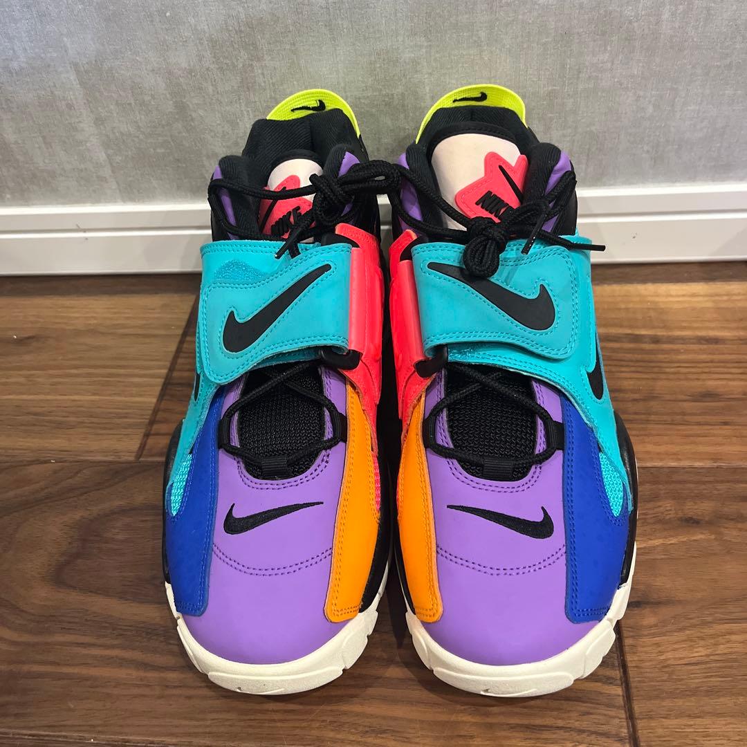 ナイキ エアバラージ ミッド　ポップ ザ ストリート コレクション