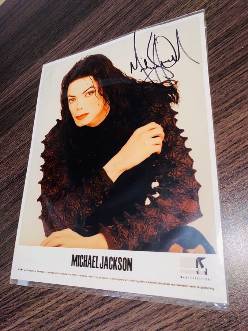 Michael Jackson サイン入りポートレート