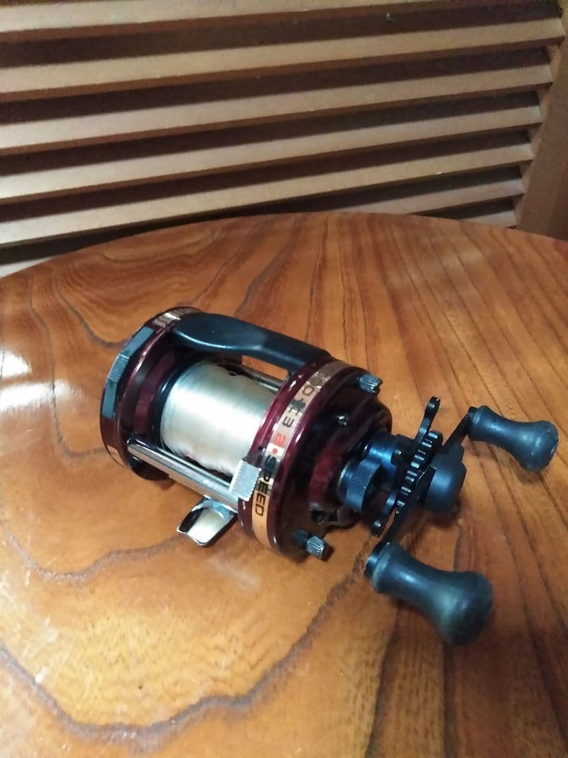 Abu ガルシア アンバサダー　6500C-3右巻きハンドル