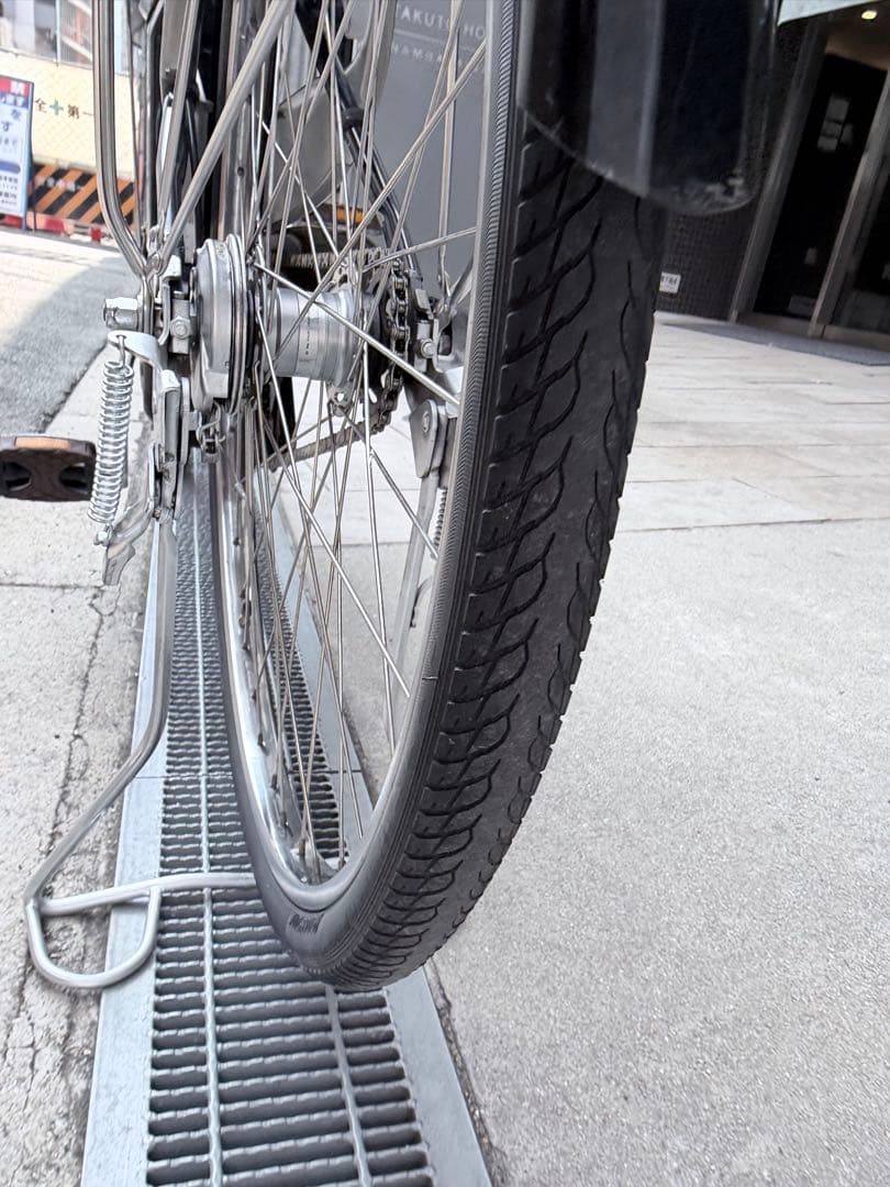 大阪府　ヤマハ　電動アシスト自転車 黒 バスケット付き