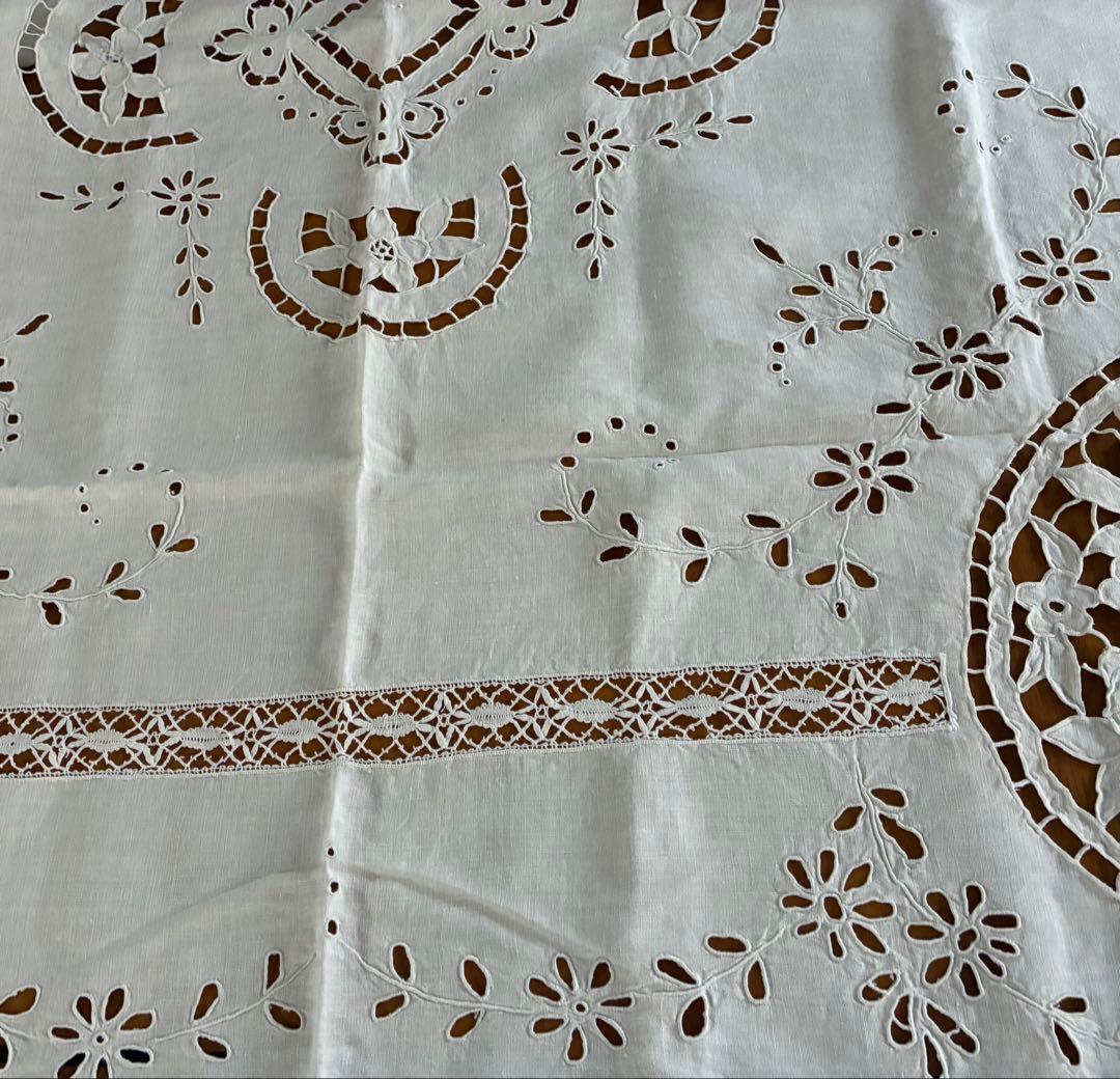 フランスアンティーク*手刺繍*花かご刺繍*テーブルクロス*カバー*ボビンレース