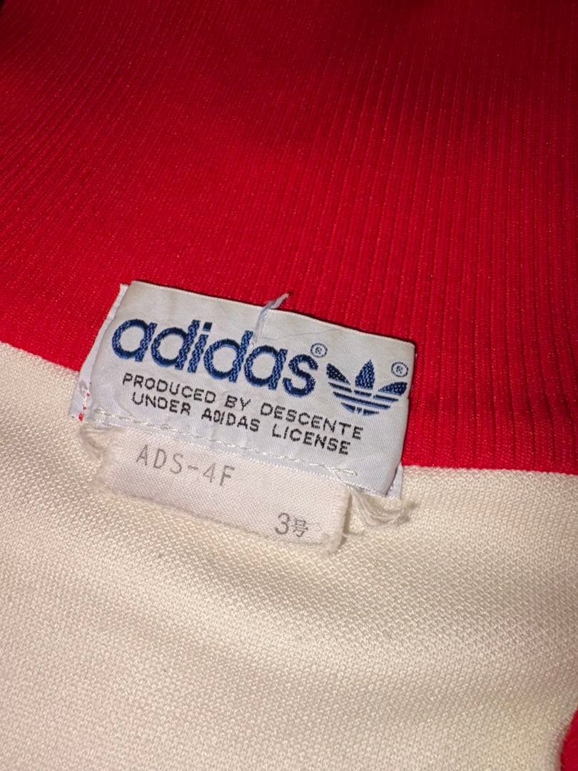 アディダス 80s 赤ベージュ デサント 3