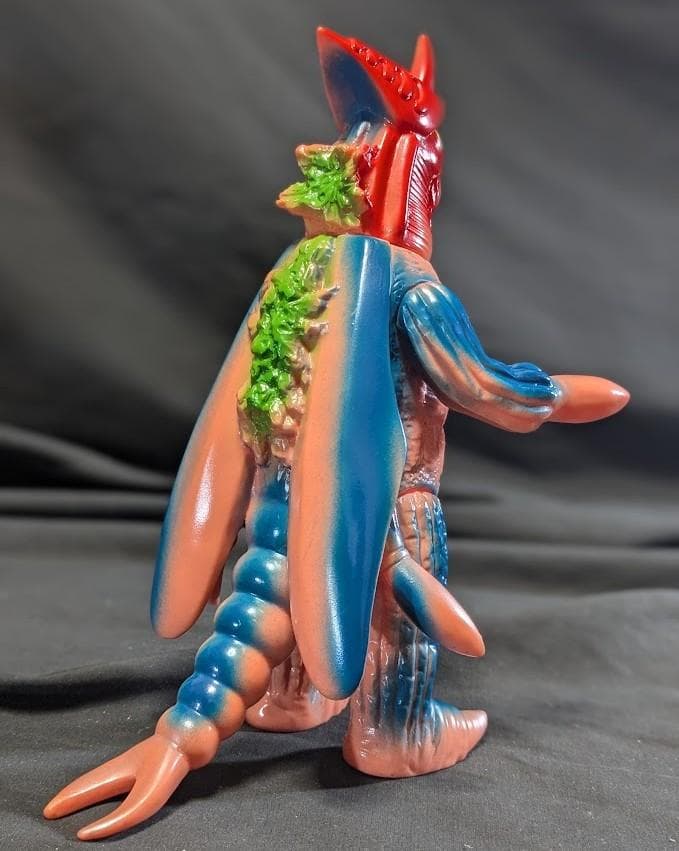 ホタルンガ「ウルトラマンＡ」登場超獣（ブルマァク復刻）ソフビフィギュア