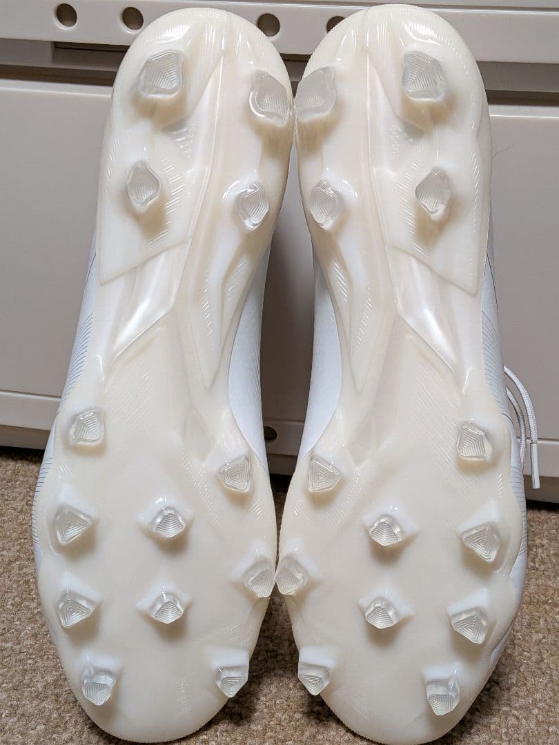 【未使用】adidas PREDATOR ELITE L HG/AG スパイク