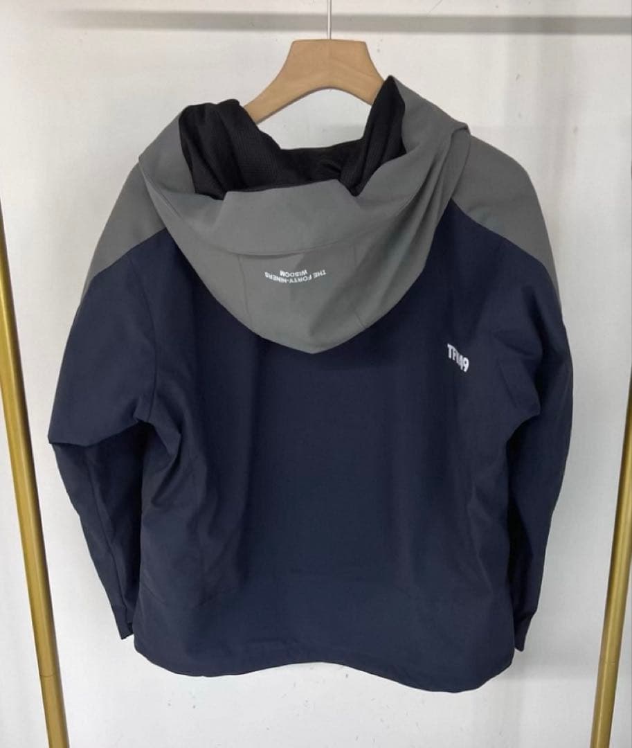 TFW49 OCTA INSULATED PARKA 保温ゴルフジャケット