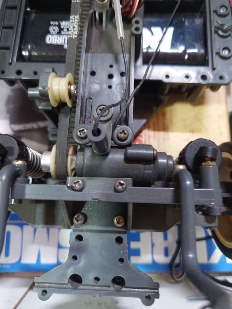 KURE NISMO GT−R電動ラジコンカー　1／10スケール完成品