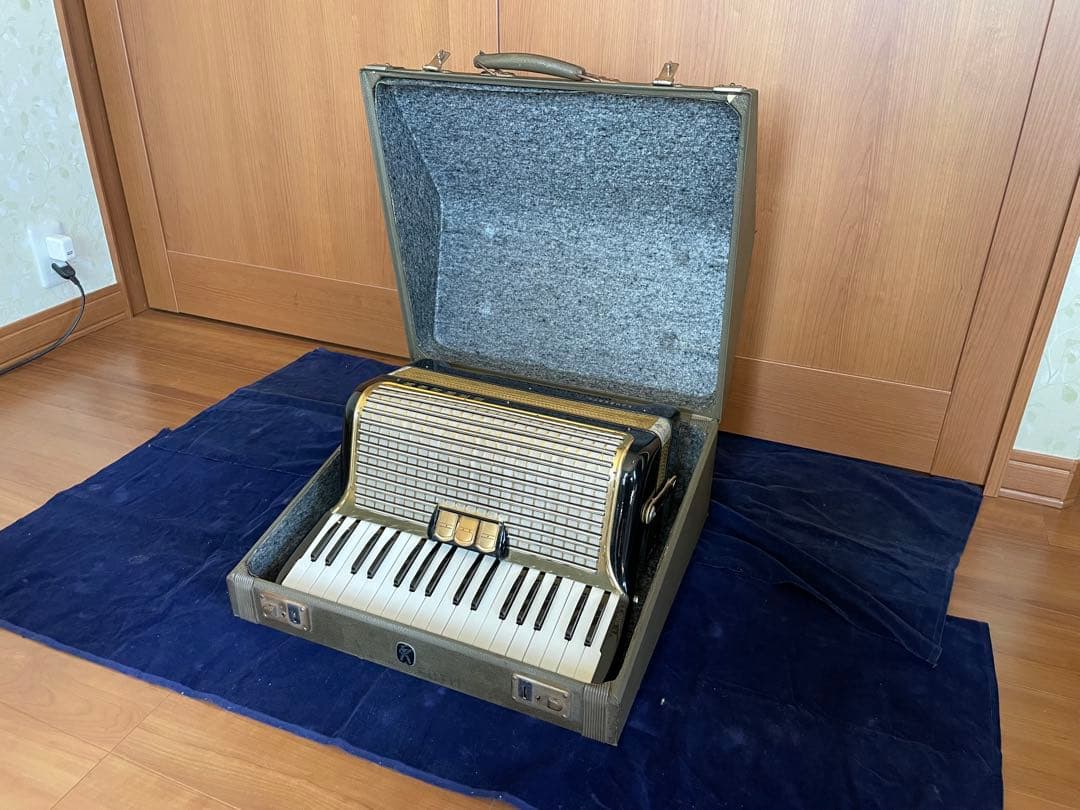 ピアノ式アコーディオン HOHNER／ホーナー CONCERTO II