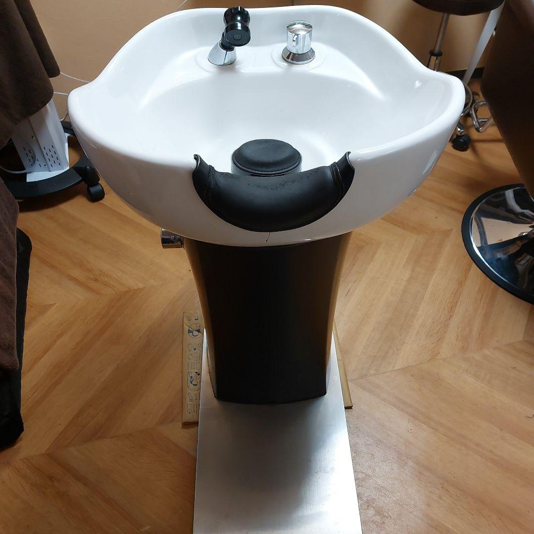 シャンプーユニット 美容室 ビューティーガレージルビノ シヤンプ台のみ