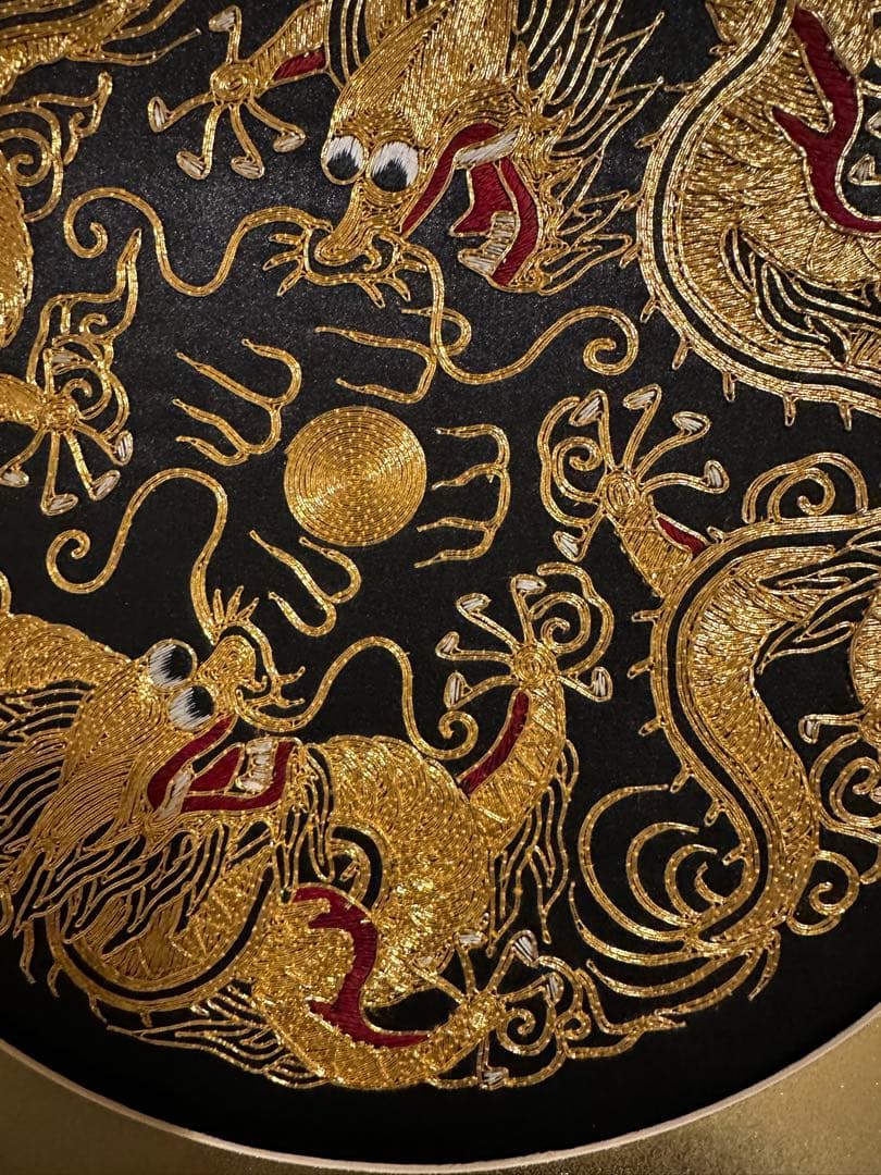 1960年代　ミッドセンチュリー　金色の龍 刺繍アート フレーム付き