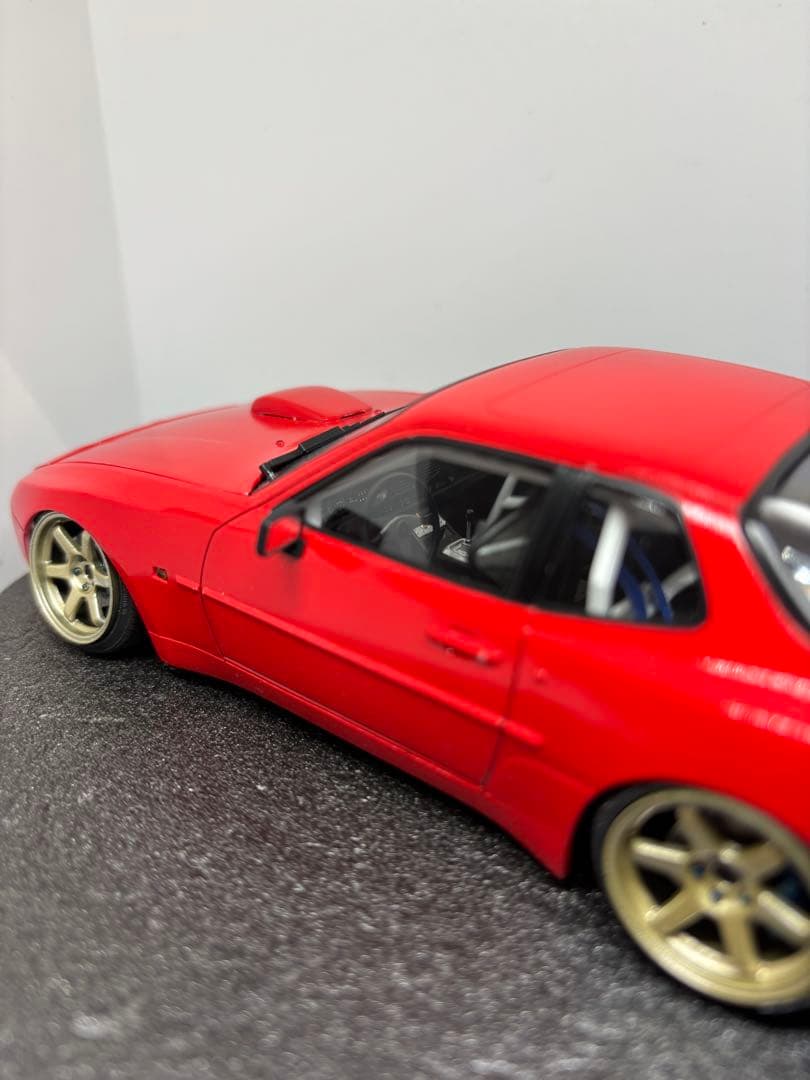 プラモデル完成品　ハセガワ　ポルシェ 944 ターボ　ストリート戻し　1/24