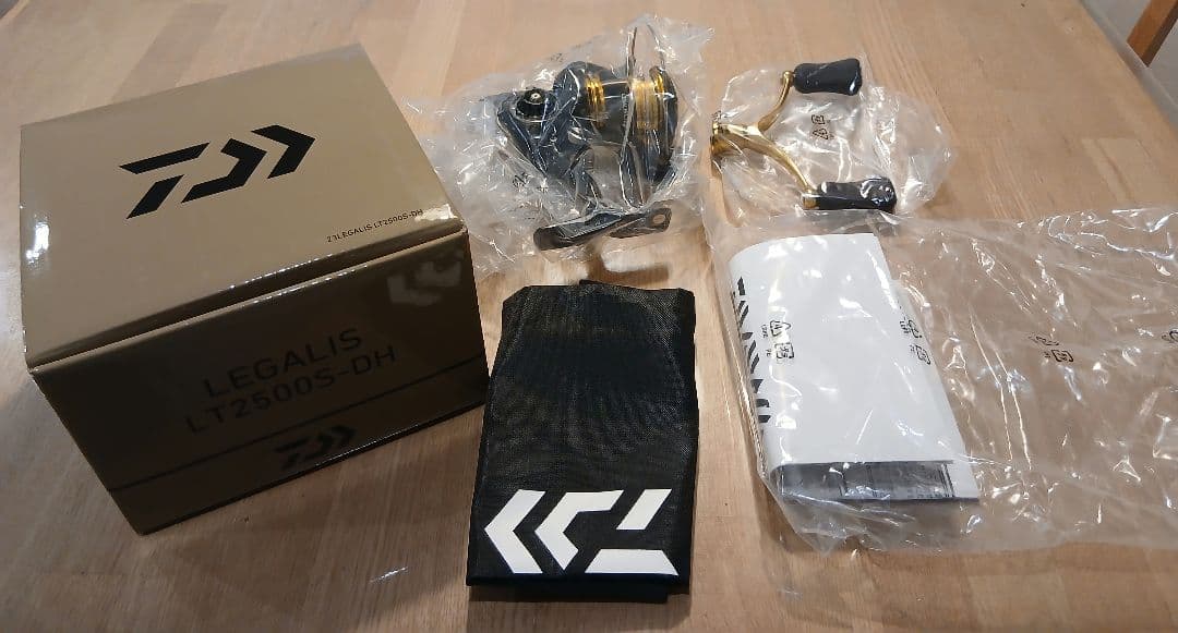 DAIWA LEGALIS LT2500S-DH スピニングリール