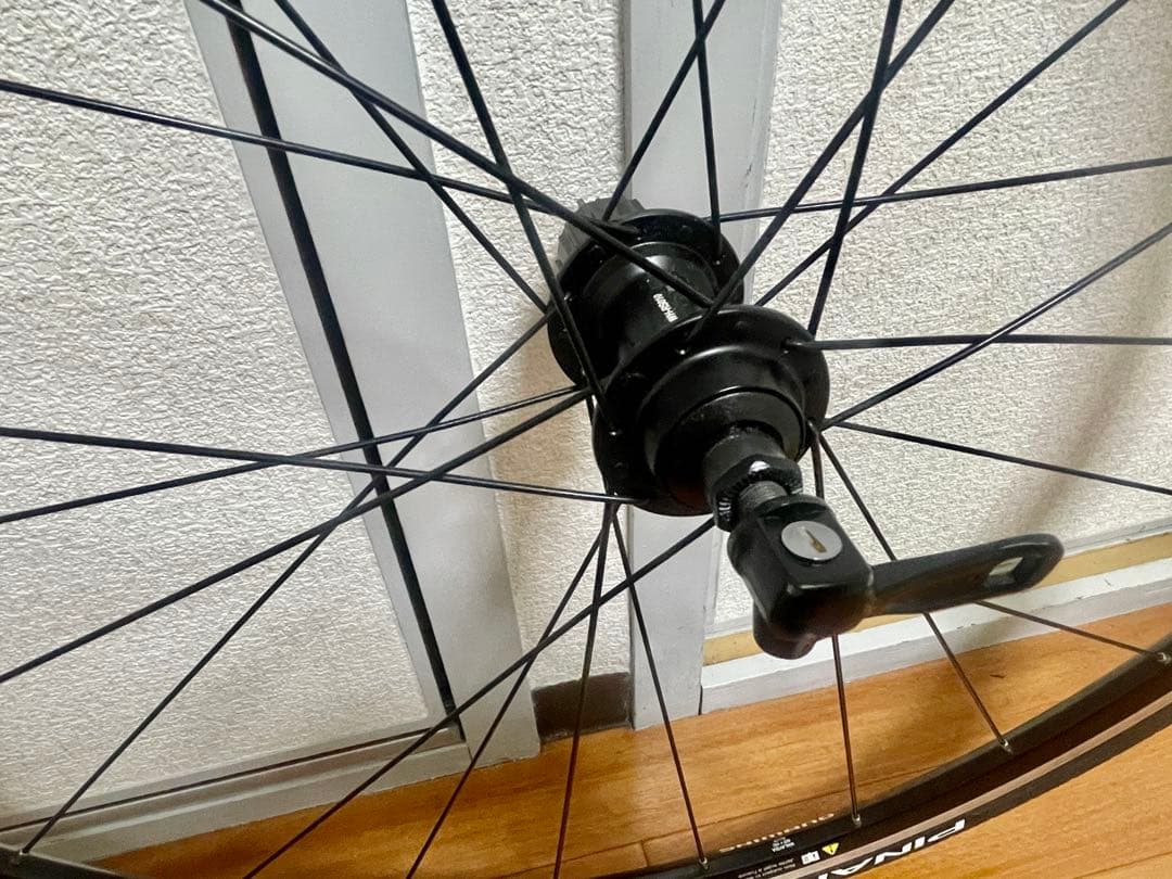 美品】SHIMANO WH-RS010 ホイール