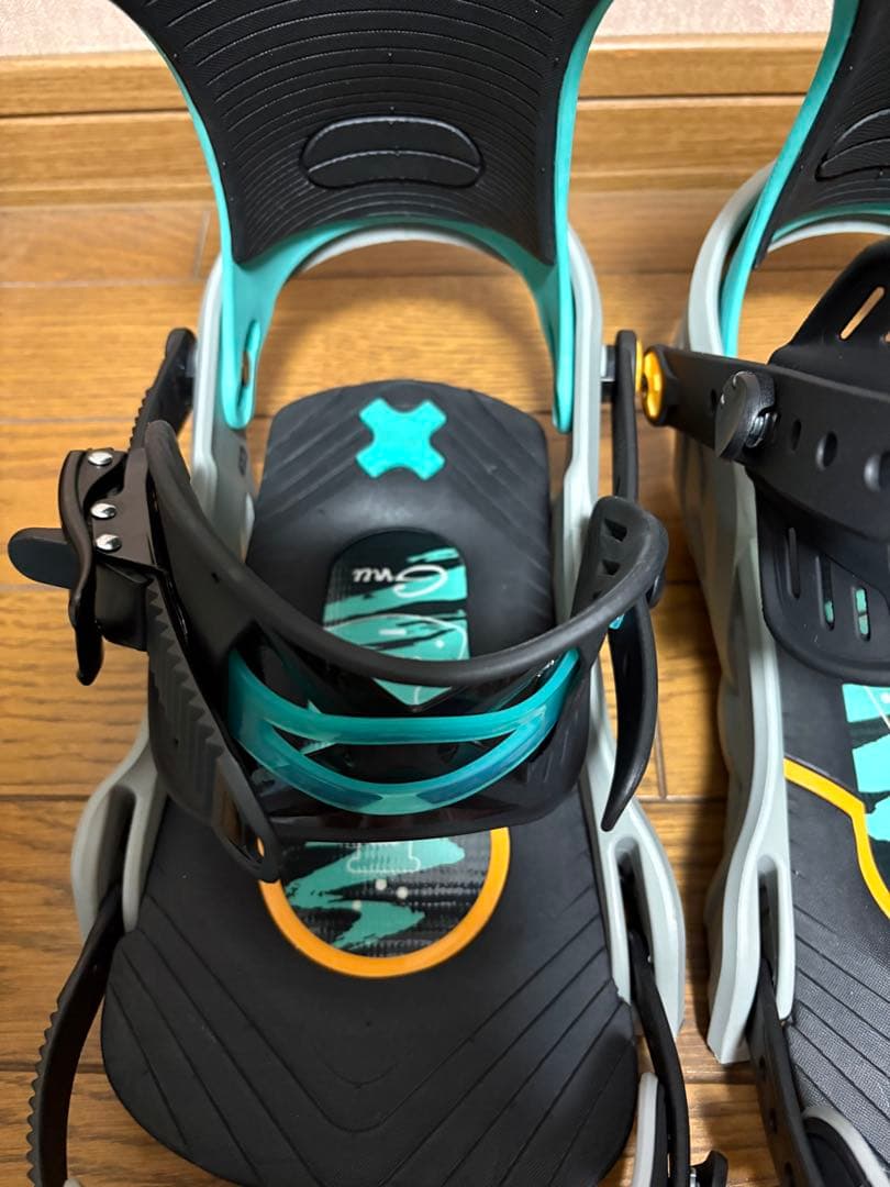 美品✨25/26 BENTL AXTION サイズM