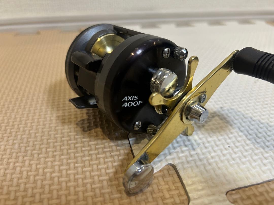 シマノ　AXIS 401F 左巻き