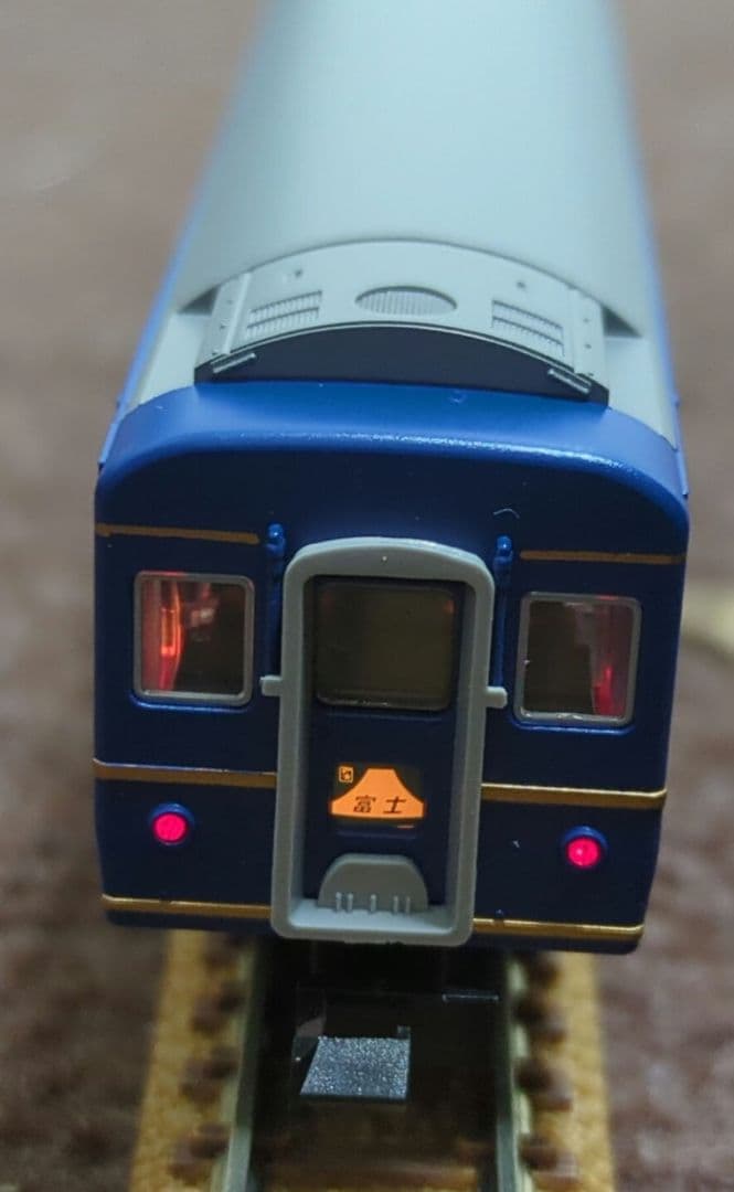 KATO 24系25型金帯 7両