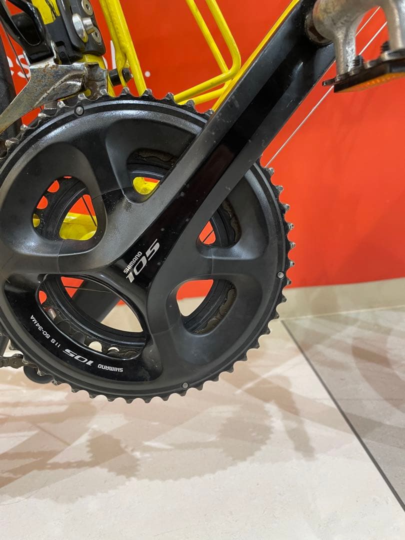 ジャイアント　DEFY ALUXX コンポ105 アルテグラ