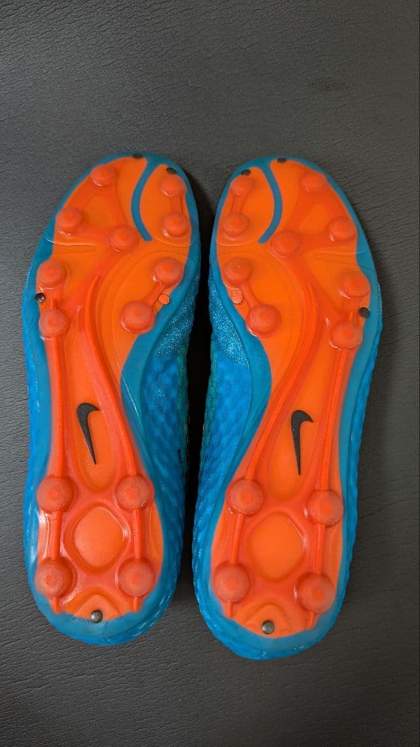 ナイキ　NIKE ハイパーヴェノム ファントム HG-E　サッカースパイク