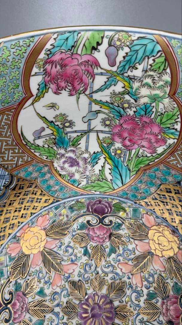 明治〜大正時代　アンティーク有田　極上品　色絵花草文様三ツ揃鉢　箱付　超絶技巧