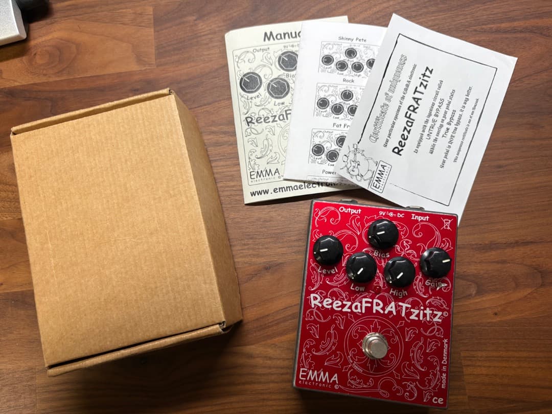 EMMA ReezaFRATzitz Ⅱギターエフェクター