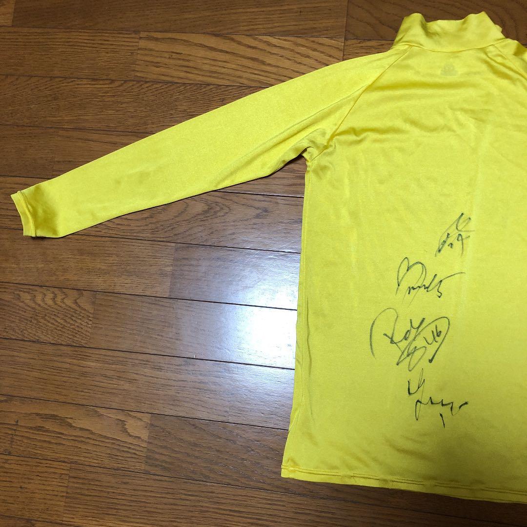 サッカーウェア　セレッソ大阪　サイン入り　インナーシャツ　清武弘嗣　山口蛍　など