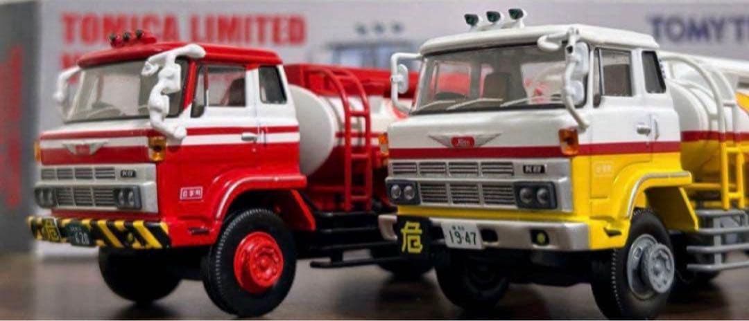 訳あり トミカリミテッドヴィンテージネオ 日野KB314型 タンクローリー 2台