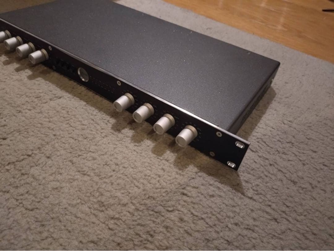 mike様用　elysia expressor コンプレッサー