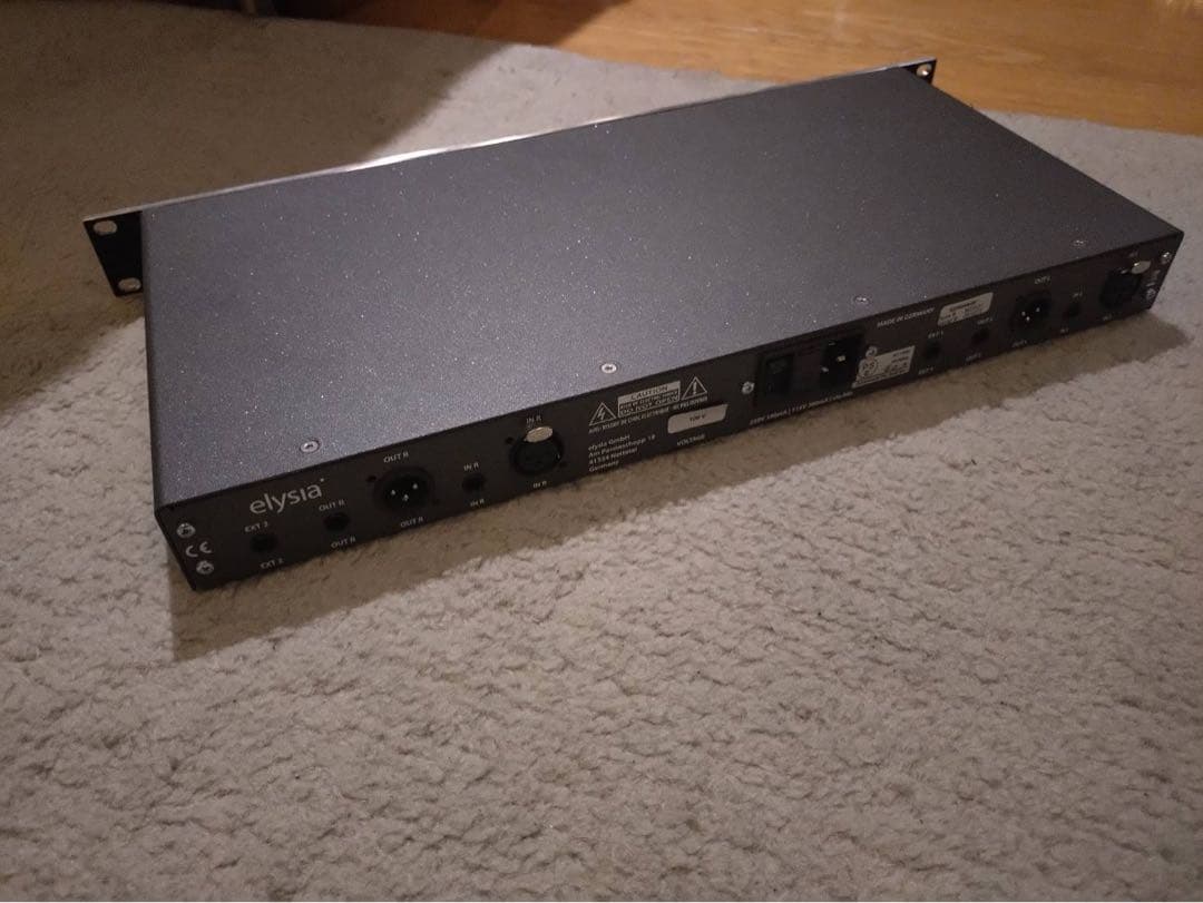 mike様用　elysia expressor コンプレッサー