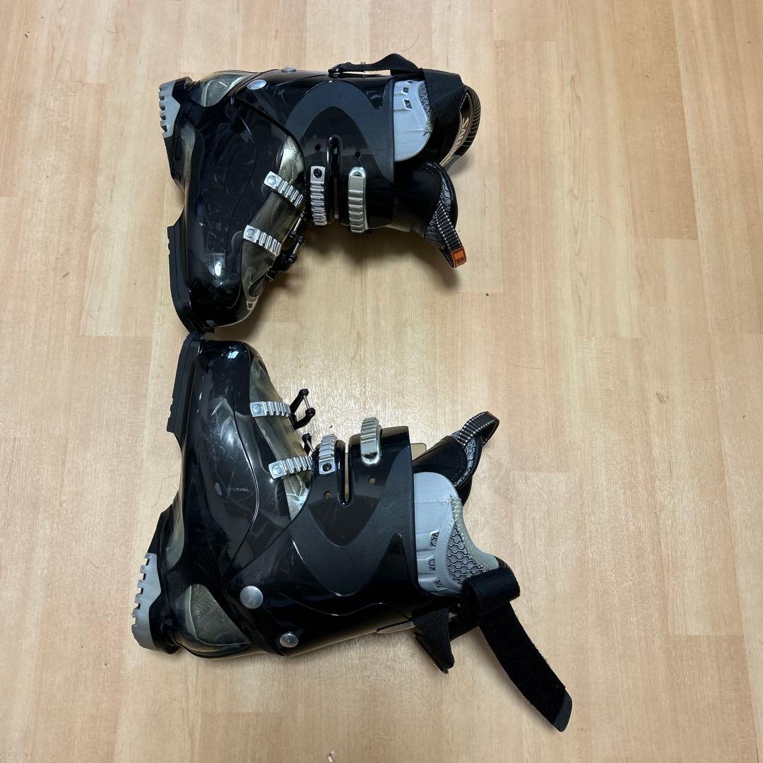 スキー用ブーツ　サロモン