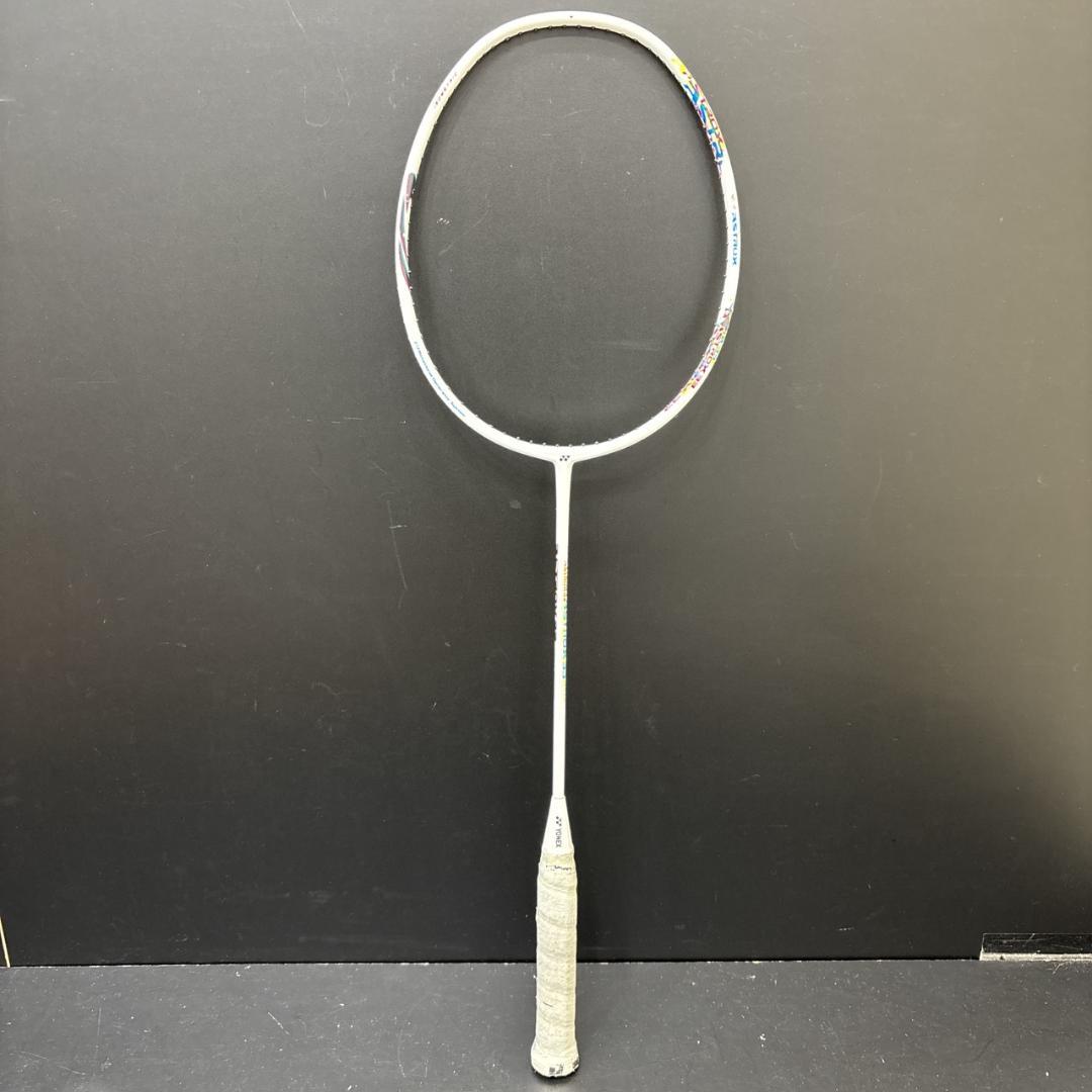 YONEX　ヨネックス　ASTROX　33　バトミントンラケット　ガット無し