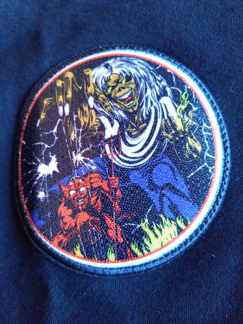 IRON MAIDEN/アイアン・メイデン 魔力の刻印 40周年記念パーカー