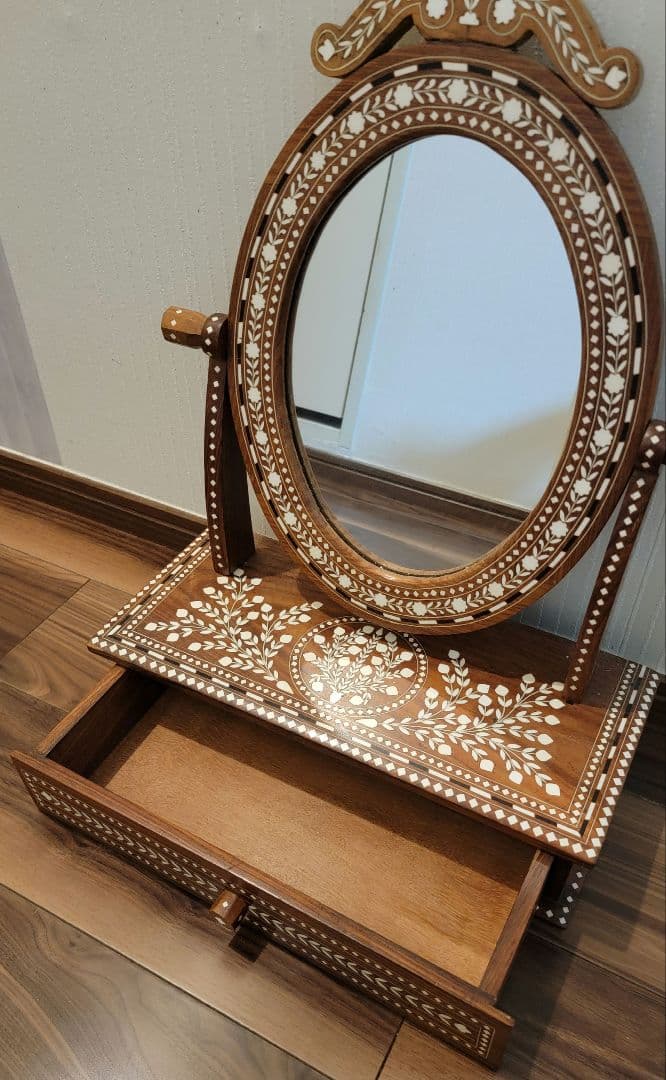 【未使用　自宅保管品】象嵌細工の木製鏡　アンティーク　収納付きミラー　鏡